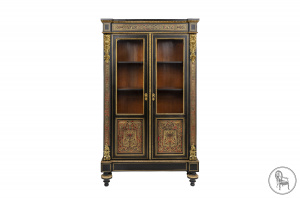 картинка Антикварная витрина в технике Буль салоне старинных вещей "Шебби" являющийся официальным дистрибьютором в России и Беларуси