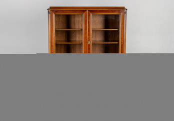 Старинный посудный шкаф код. XX36739