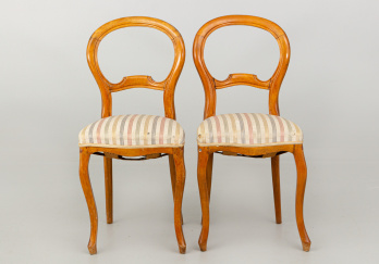 Старинные стулья (2 шт.) код. RM44652