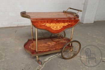 Старинный сервировочный столик с маркетри код. BE4097145