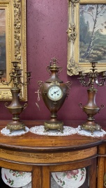 Антикварные каминные часы с канделябрами код.&nbsp;FUN11