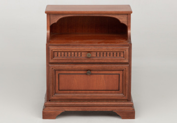 Старинная тумбочка код. RM70190