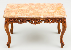 картинка Старинный столик салоне старинных вещей "Шебби" являющийся официальным дистрибьютором в России и Беларуси