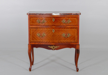 Старинная тумбочка код. RM36732