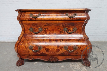 Старинный комод код. BE8018