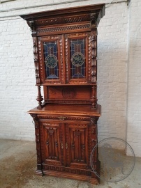 Антикварный буфет с витражными стеклами код. BE4097573