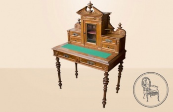 Антикварное бюро из ореха, инкрустированное маркетри код. VS1050