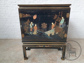 Старинный китайский комод с инкрустацией код. BE4097437