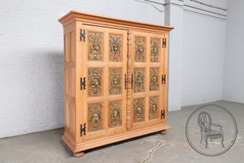 Антикварный шкаф код. BE35684