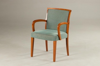 Старинное кресло в стиле ретро код. RM4101666