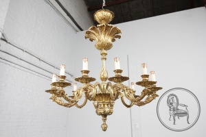 картинка Старинная люстра из бронзы в стиле рококо на 12 рожков салоне старинных вещей "Шебби" являющийся официальным дистрибьютором в России и Беларуси