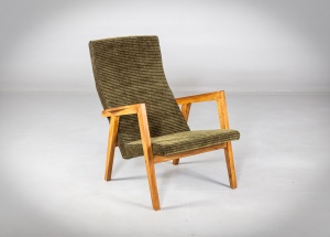 картинка Старинное дубовое кресло в стиле Mid-century modern салоне старинных вещей "Шебби" являющийся официальным дистрибьютором в России и Беларуси