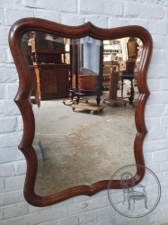 Антикварное зеркало в дубовой фантазийной раме код. BE4097645