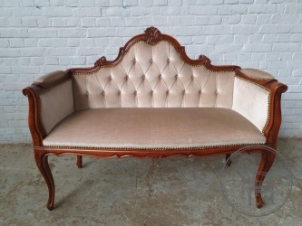 Старинная резная скамья из ореха в стиле рококо код. BE4096901