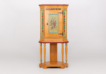 Антикварный угловой посудный шкаф код. RM43379