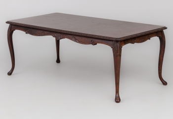 Старинный столик из красного дерева код.&nbsp;RM4101354