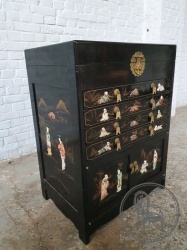 Старинный комод в ориентальном стиле код. BE4166919