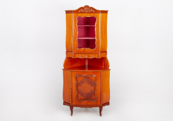 Старинный угловой посудный шкаф код. RM40174