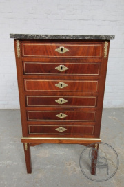 Антикварный комод код. BE6055