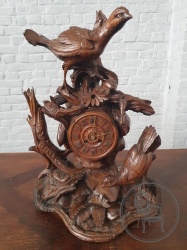 Антикварные резные часы код. BE4097002