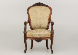 картинка Старинное кресло салоне старинных вещей "Шебби" являющийся официальным дистрибьютором в России и Беларуси