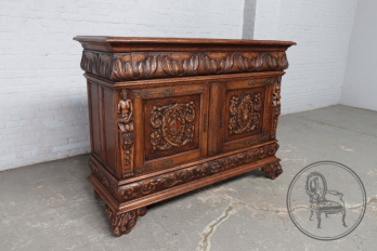 Антикварный комод код. BE8855