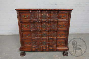 Антикварный комод код. BE5923
