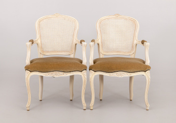 Старинные кресла (2 шт.) код. RM41085