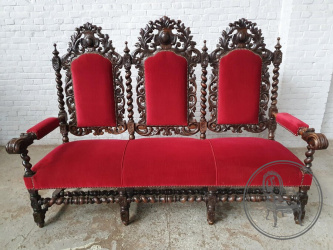 Антикварная скамья из дуба с объемными резными элементами код. BE107067