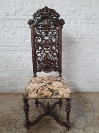 Антикварный резной стул код. BE4097095