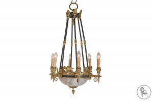 картинка Антикварная люстра салоне старинных вещей "Шебби" являющийся официальным дистрибьютором в России и Беларуси