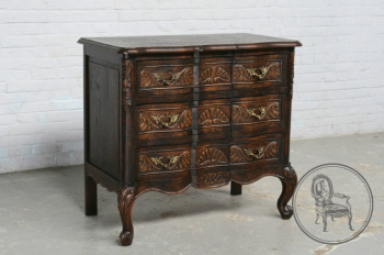 Антикварный комод код. BE6610