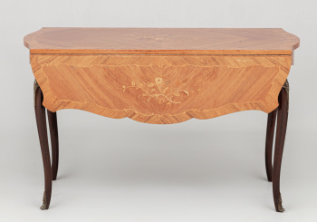 Старинный раскладной столик код. RM64012