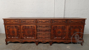 Антикварный комод из дуба с четырьмя дверцами и выдвижными ящичками код. BE107003