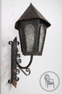 картинка Антикварный фонарь салоне старинных вещей "Шебби" являющийся официальным дистрибьютором в России и Беларуси