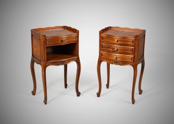Пара антикварных прикроватных тумб (ночных столиков) в стиле Людовика XV код.&nbsp;RM4166054