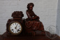 Антикварные каминные часы c композицией в виде девушки без туфельки код. BE41840 фото 1