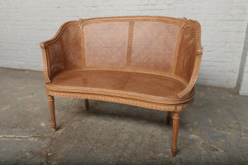 Антикварное канапе из ореха и ротанга код. BE107178