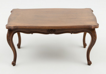 Старинный столик код. RM29759