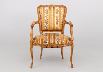 Старинное кресло код. RM40620