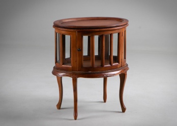 Старинный комод - бар округлой формы со стеклом код. RM4165628