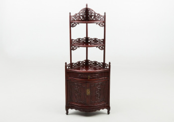 Старинный угловой комод код. RM31223