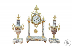 картинка Антикварные каминные часы с вазами (2 шт.) салоне старинных вещей "Шебби" являющийся официальным дистрибьютором в России и Беларуси