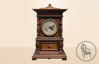 Антикварные каминные часы код. VS1896