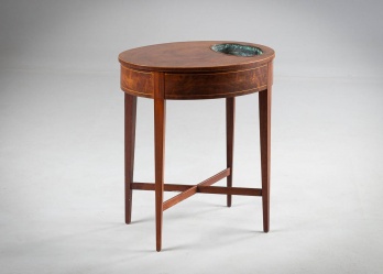 Старинный столик - бар из красного дерева код. RM4140439