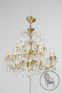 картинка Антикварная люстра из бронзы с хрусталем на много рожков салоне старинных вещей "Шебби" являющийся официальным дистрибьютором в России и Беларуси