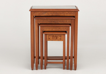 Старинный набор столиков код. RM73194