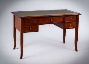 картинка Старинный письменный стол с вставкой из натуральной кожи с пятью ящиками с латунными ручками и изогнутыми ножками салоне старинных вещей "Шебби" являющийся официальным дистрибьютором в России и Беларуси