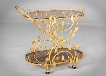 Старинная сервировочная тележка с золотистым растительным декором код. RM4165899