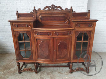 Старинный комод из ореха в якобинском стиле код. BE107443